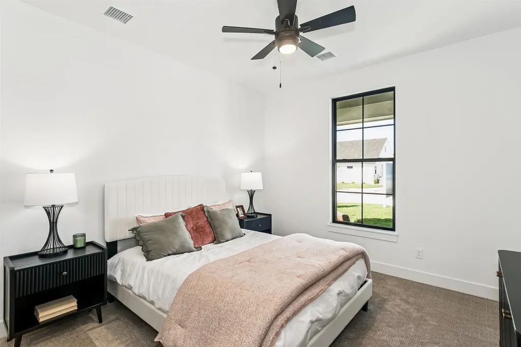 4534 N Sandkey Street Wichita KS 67204
