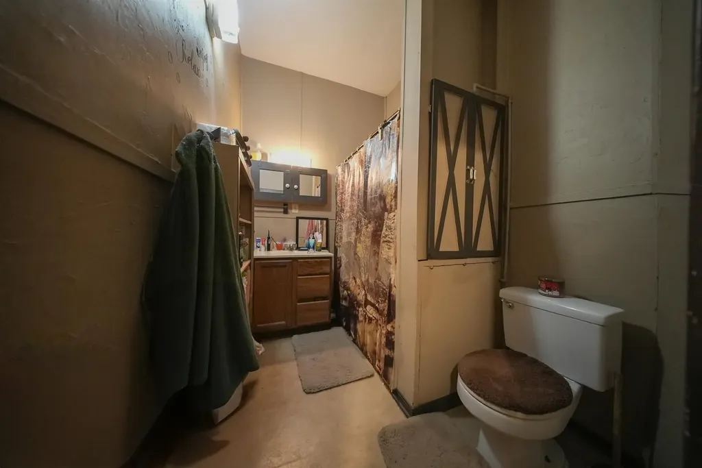 712 S C Street Wellington KS 67152
