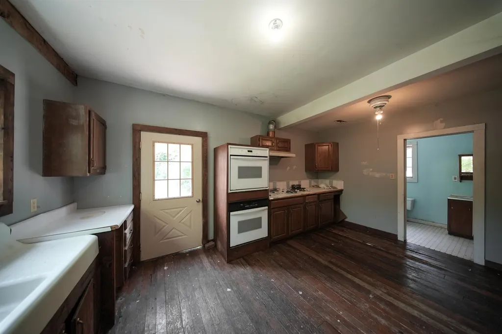 712 S C Street Wellington KS 67152