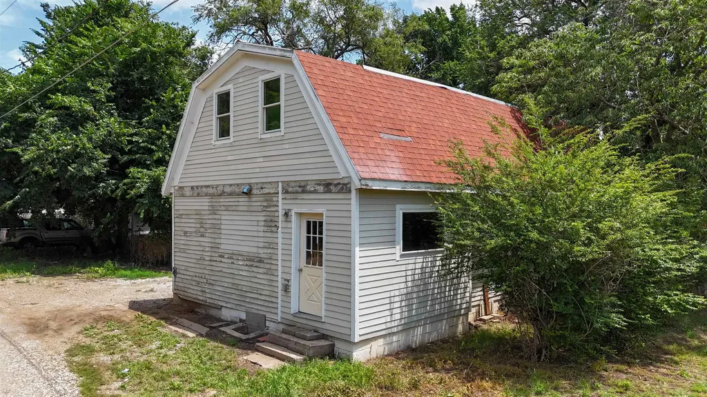 712 S C Street Wellington KS 67152
