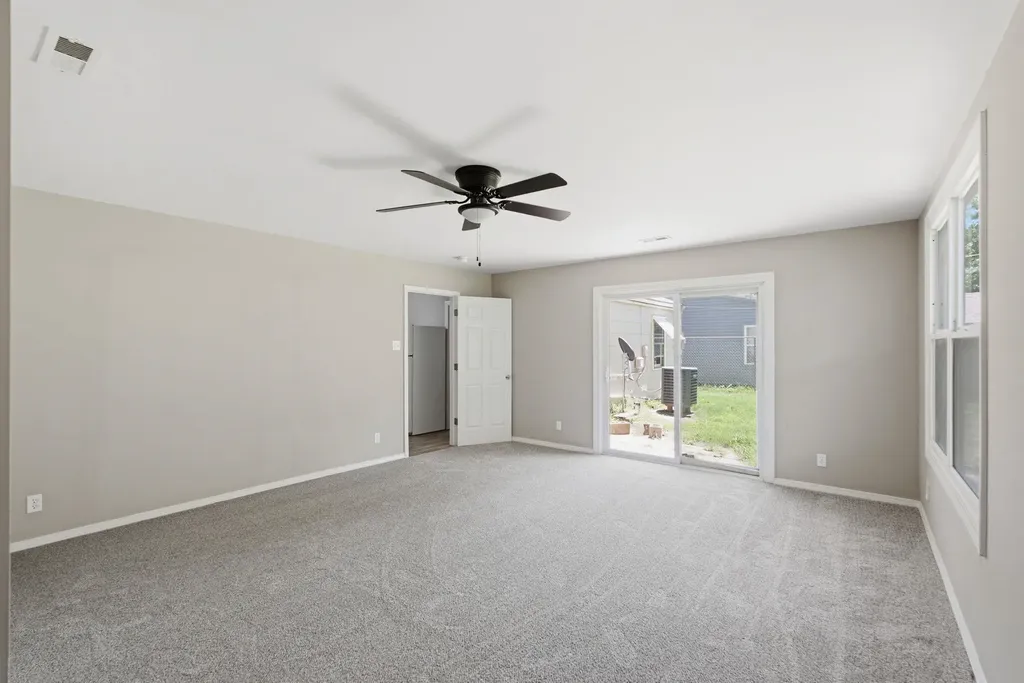 4949 S Cedardale Avenue Wichita KS 67216
