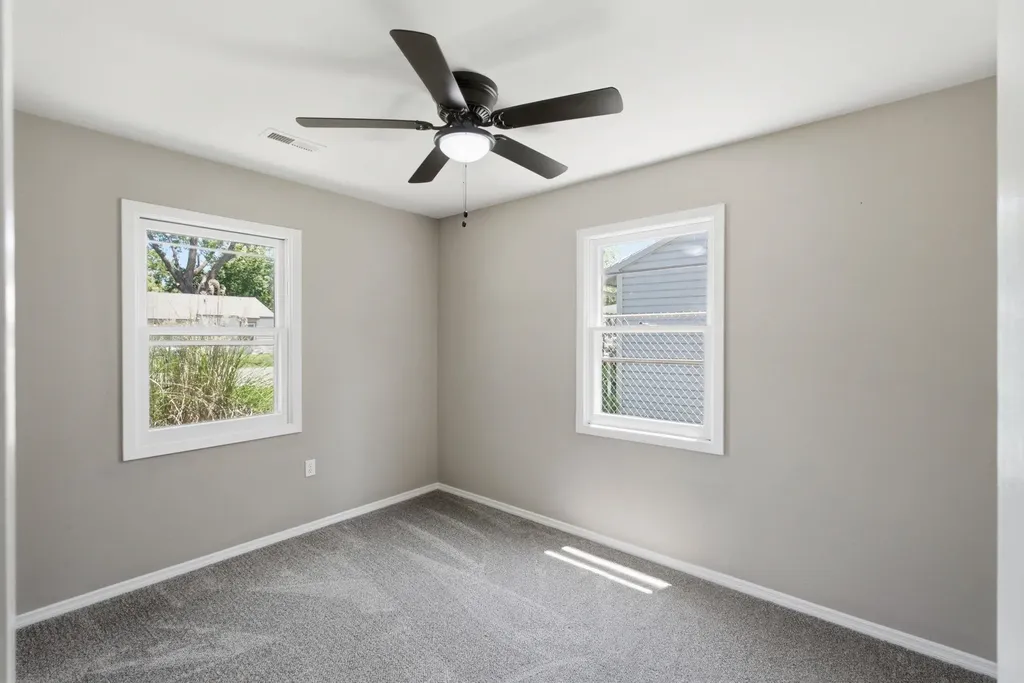 4949 S Cedardale Avenue Wichita KS 67216