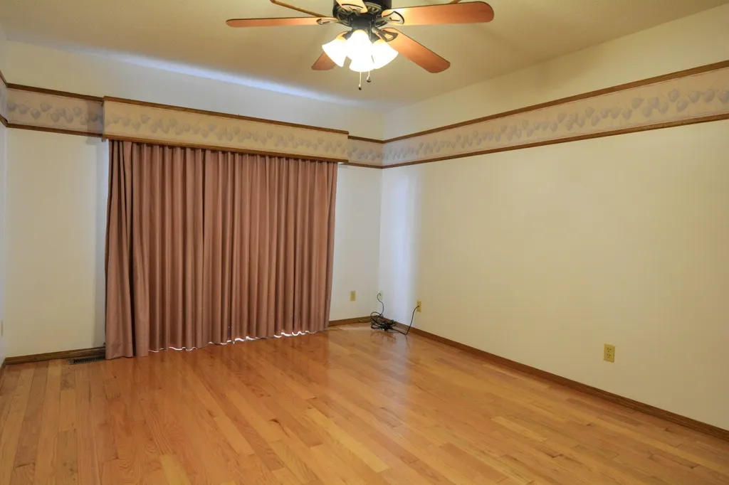 1034 N Bayshore Street Wichita KS 67212