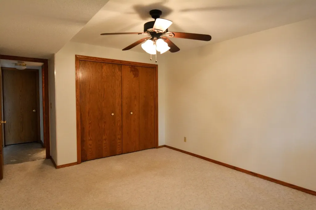 1034 N Bayshore Street Wichita KS 67212