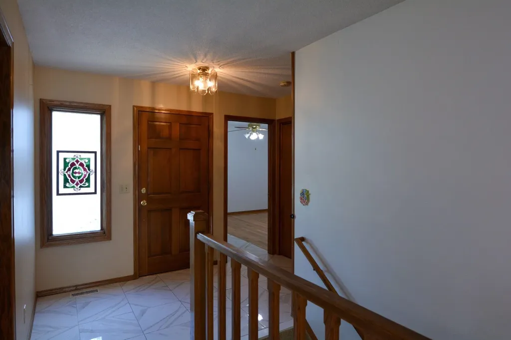 1034 N Bayshore Street Wichita KS 67212
