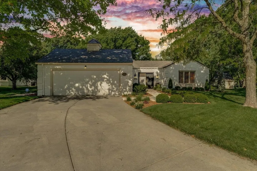 1440 N Gatewood Street Wichita KS 67206