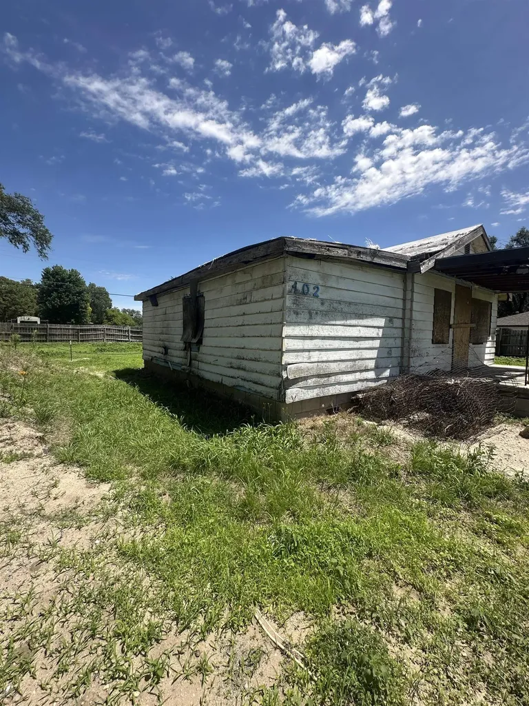 102 E 86th Street South Haysville KS 67060