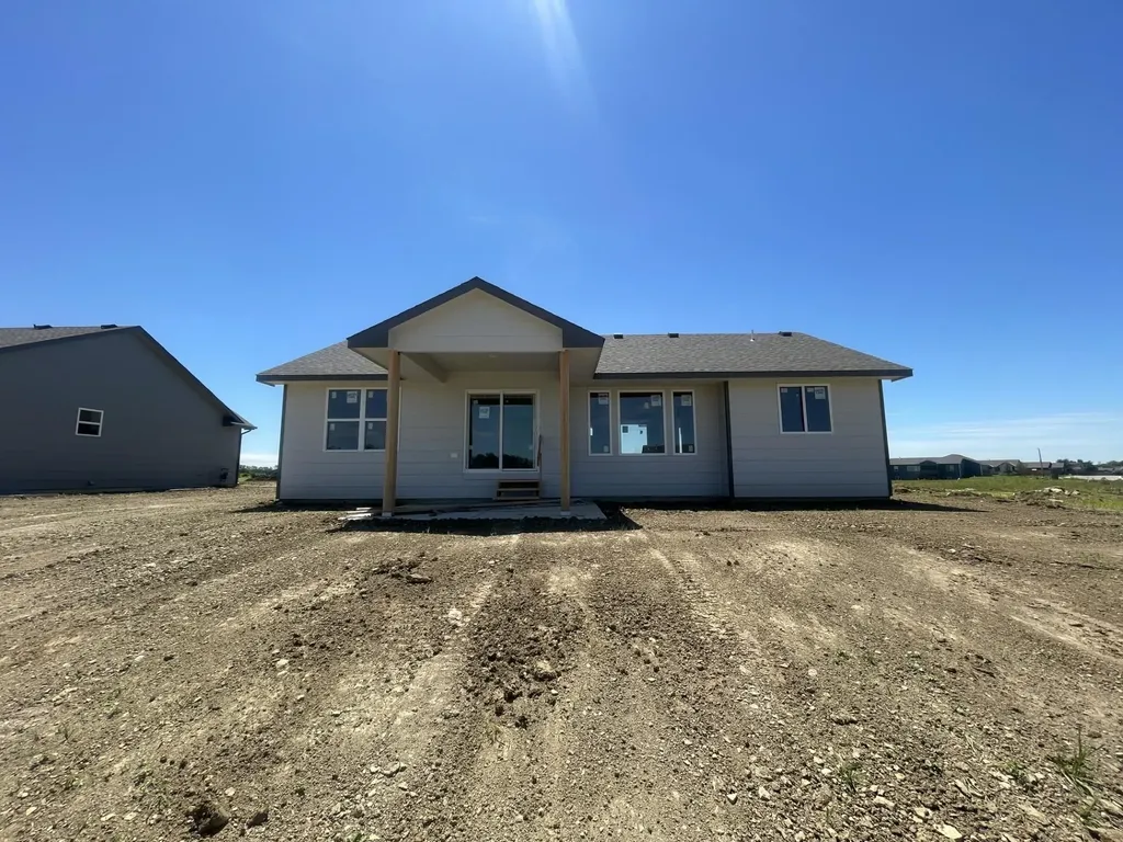 2222 E Chicory Street Andover KS 67002