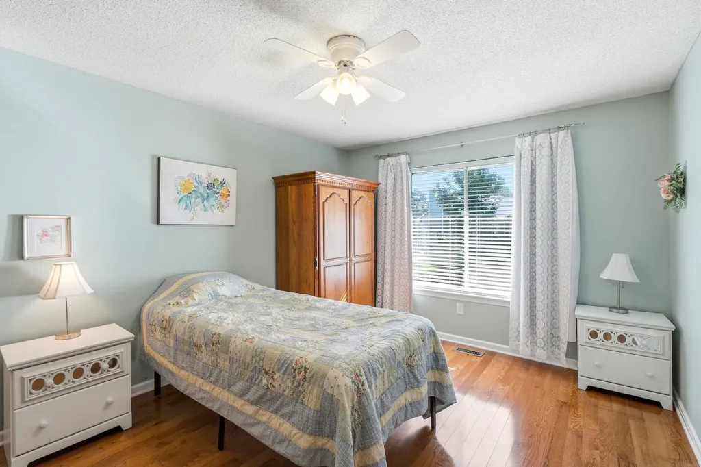 522 N Prairie Creek Kechi KS 67067