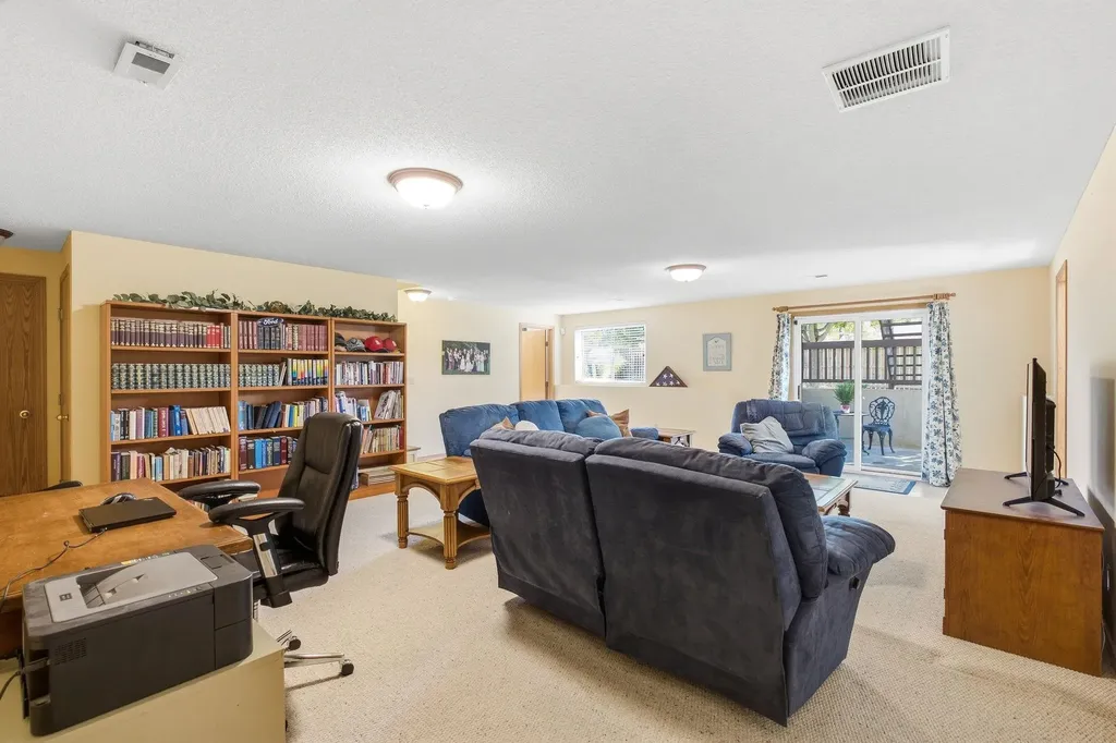 522 N Prairie Creek Kechi KS 67067