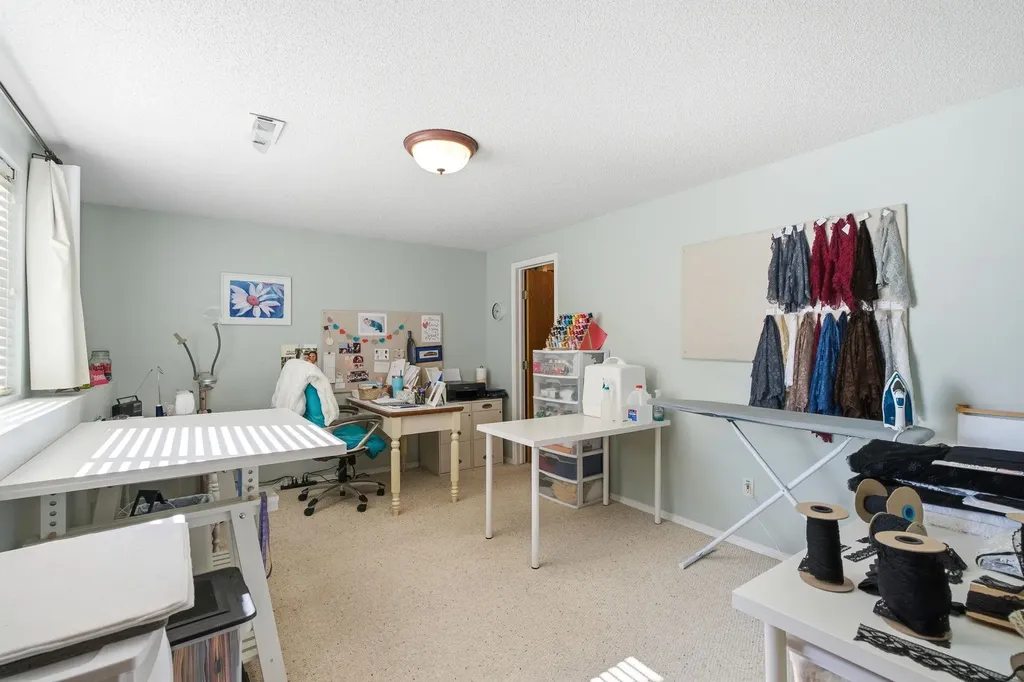 522 N Prairie Creek Kechi KS 67067