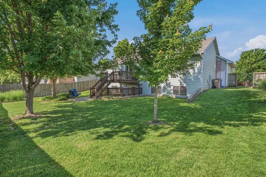 522 N Prairie Creek Kechi KS 67067