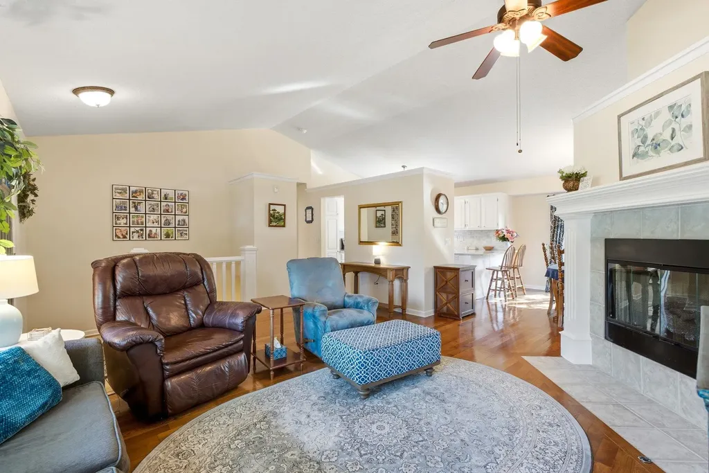 522 N Prairie Creek Kechi KS 67067