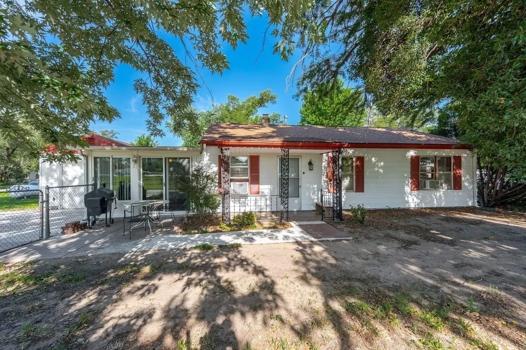 5739 S Washington Wichita KS 67216