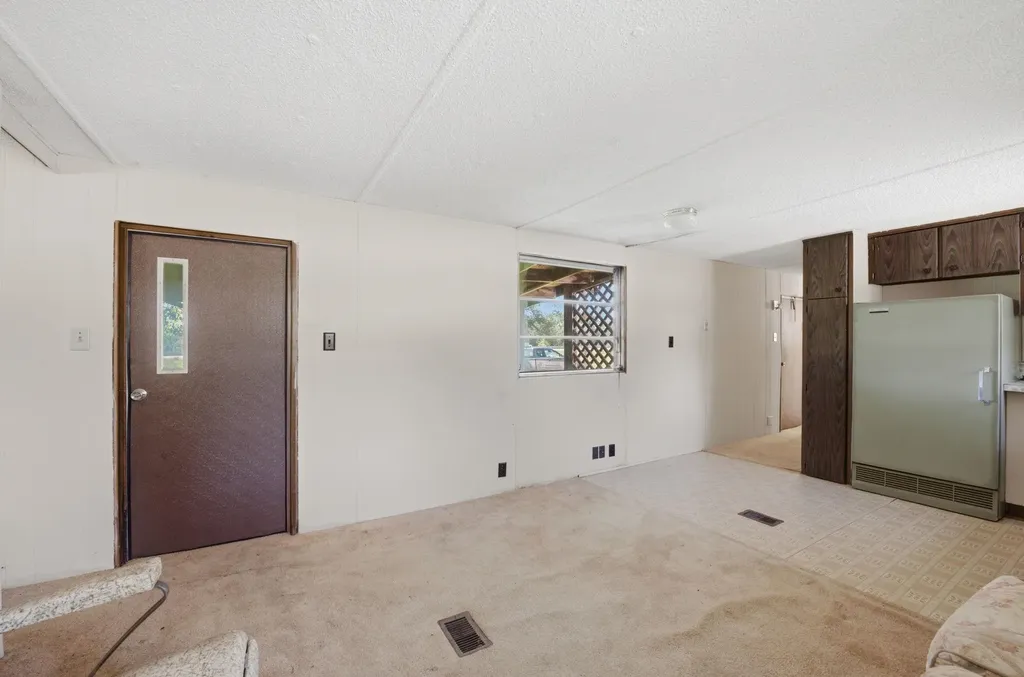 5739 S Washington Wichita KS 67216