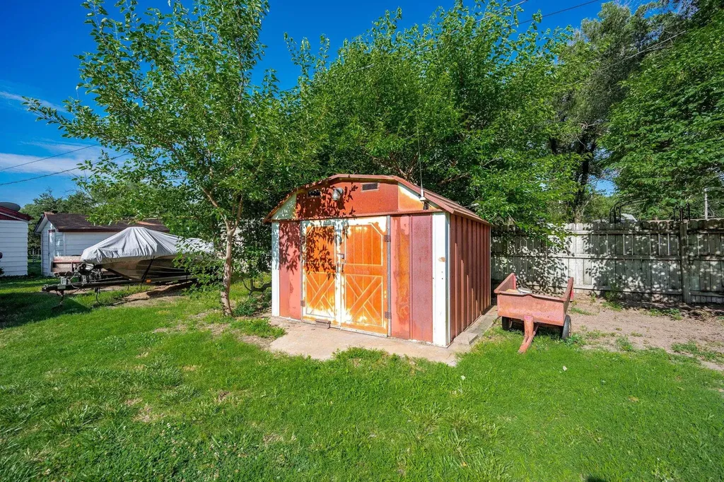 5739 S Washington Wichita KS 67216