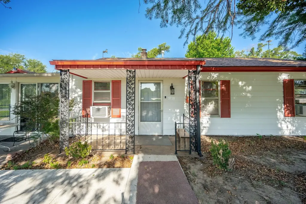 5739 S Washington Wichita KS 67216