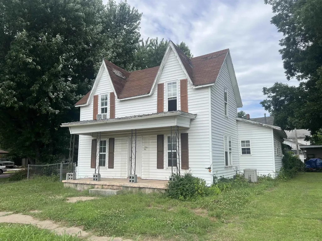 401 N 1st Arkansas City KS 67005