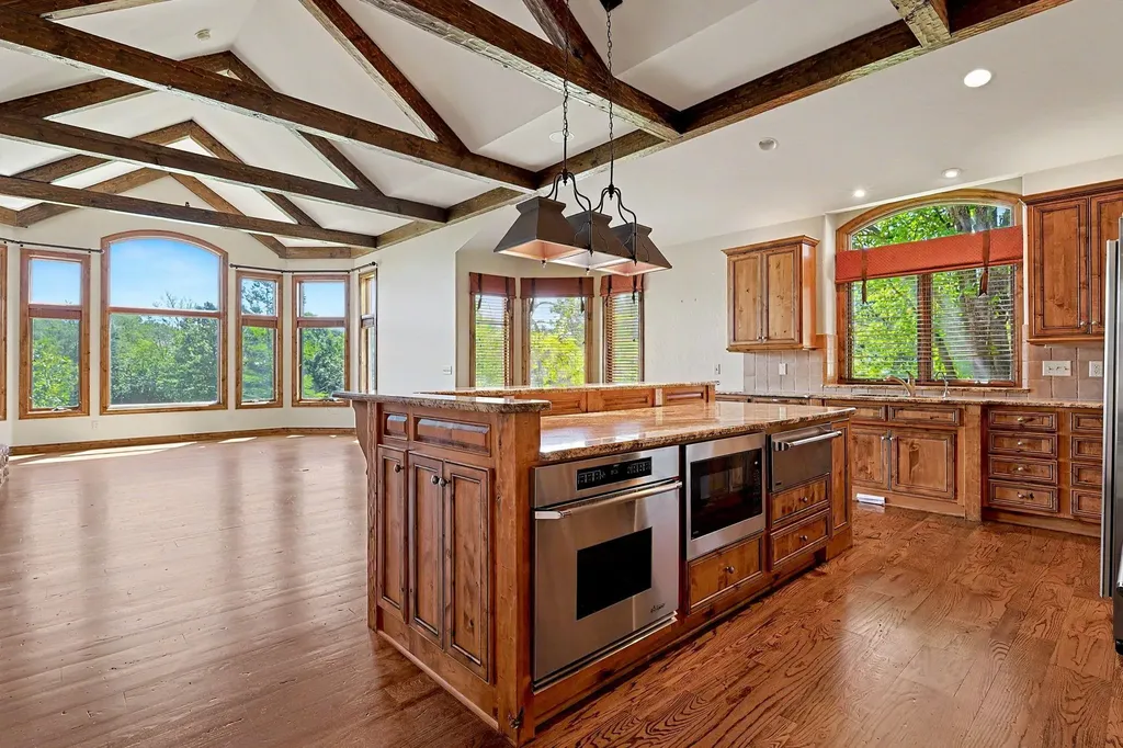 215 E Pine Meadow Court Andover KS 67002