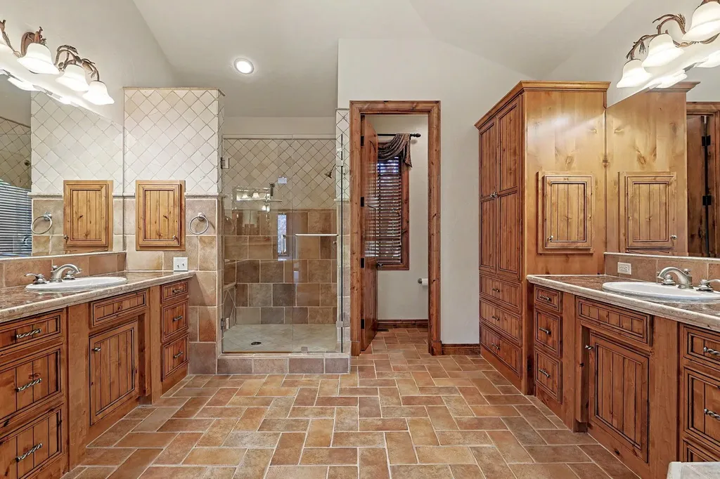 215 E Pine Meadow Court Andover KS 67002