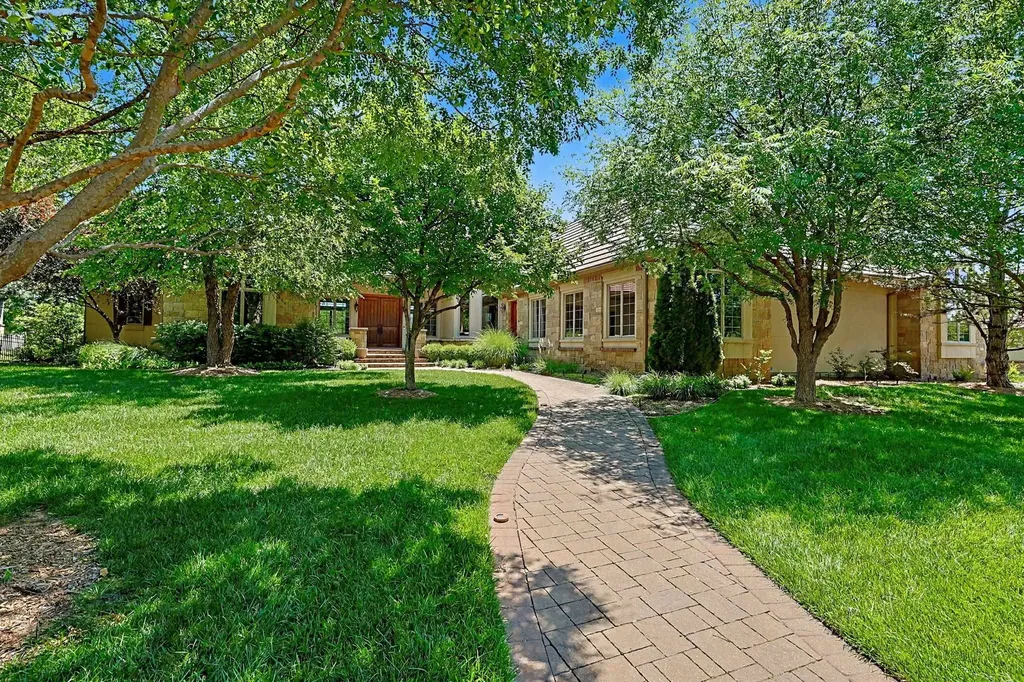 215 E Pine Meadow Court Andover KS 67002