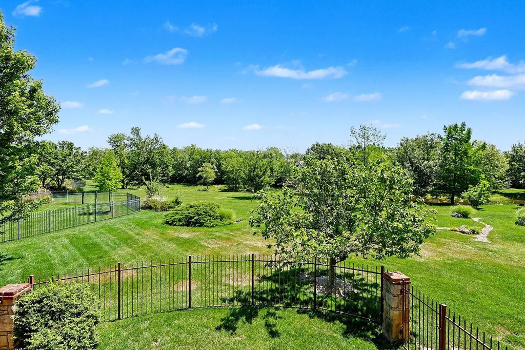 215 E Pine Meadow Court Andover KS 67002