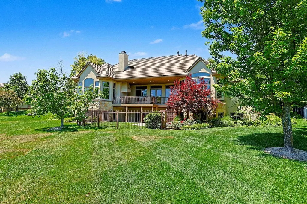 215 E Pine Meadow Court Andover KS 67002