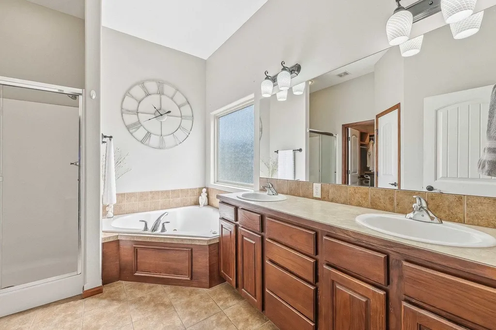 3113 E Sunflower Drive Derby KS 67037