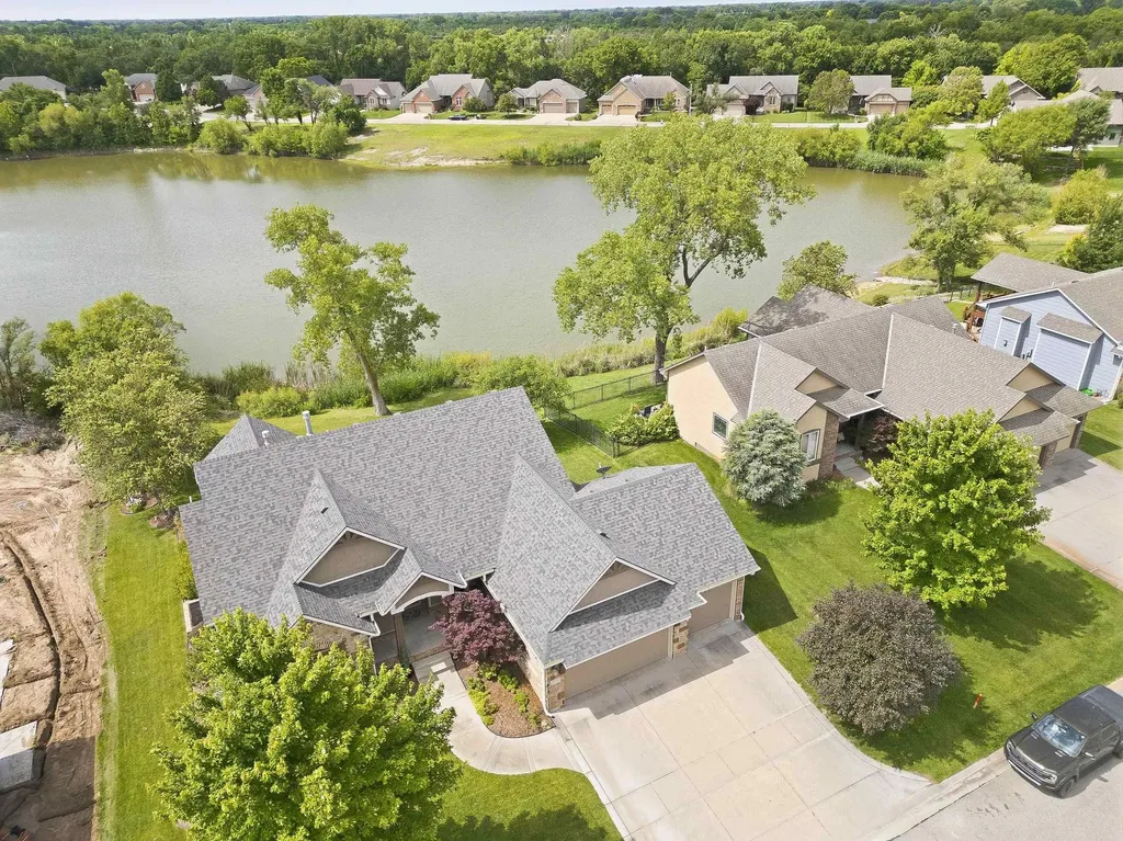 3113 E Sunflower Drive Derby KS 67037