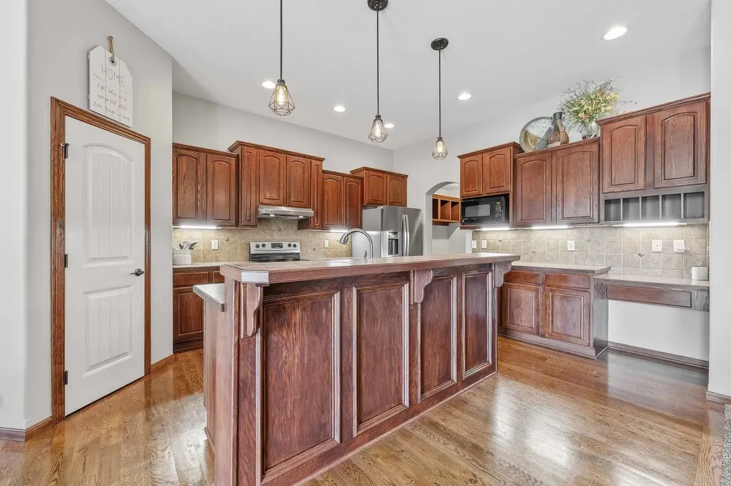 3113 E Sunflower Drive Derby KS 67037