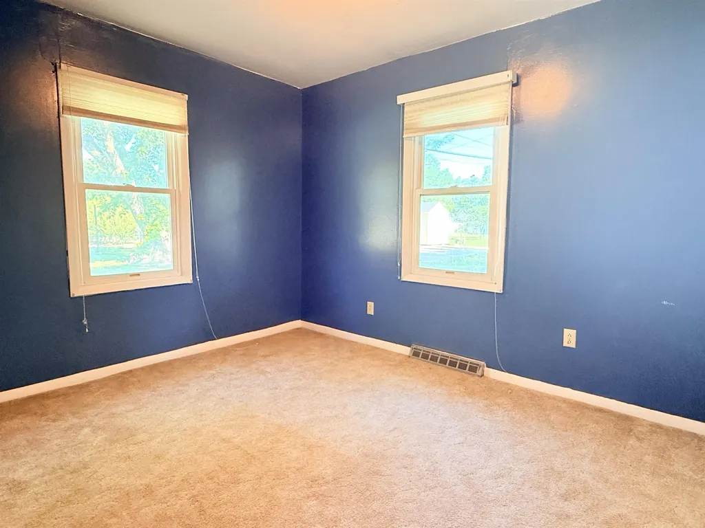 910 E Sherman Marion KS 66861