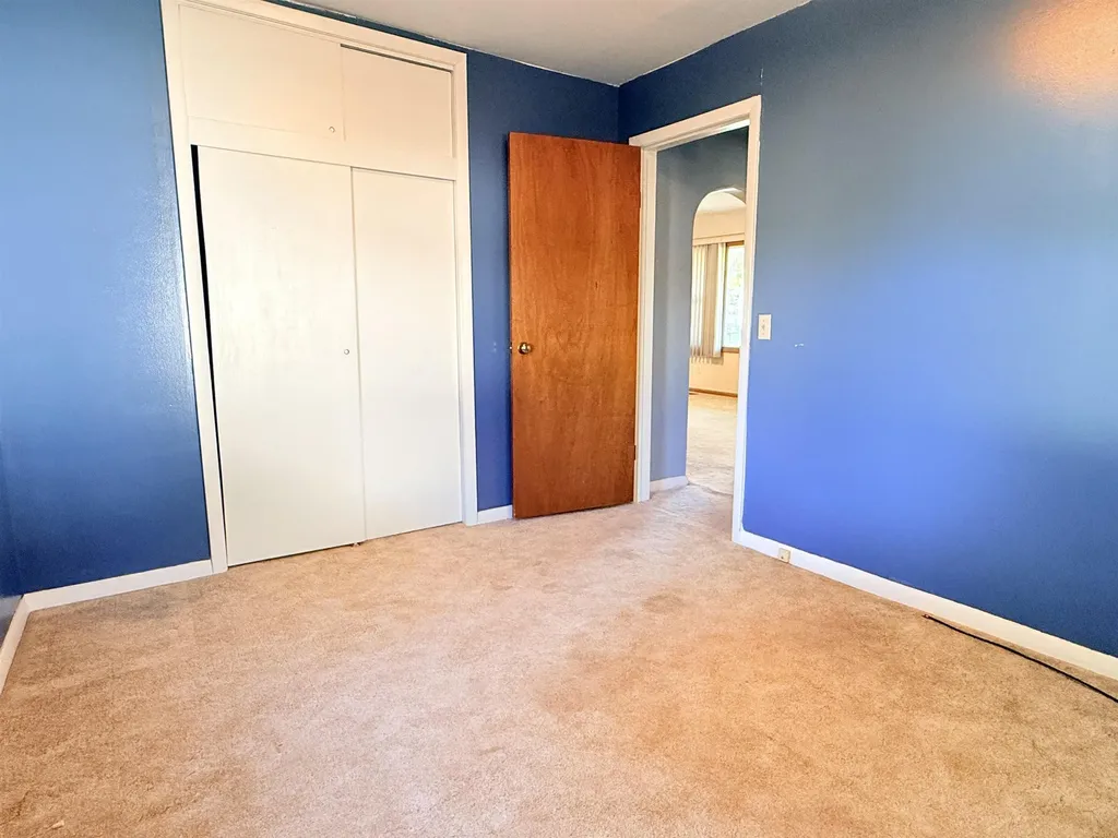 910 E Sherman Marion KS 66861