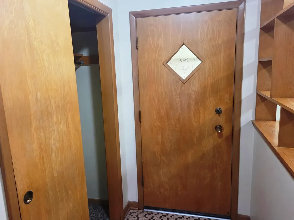620 N Duncan Newton KS 67114