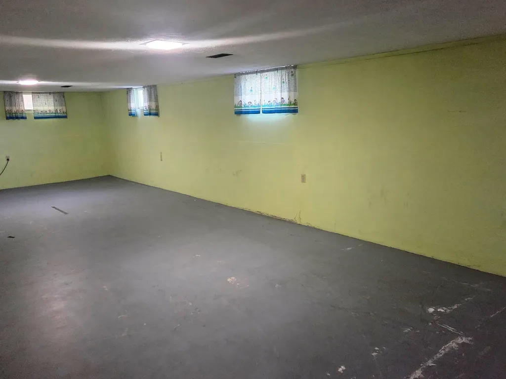 620 N Duncan Newton KS 67114