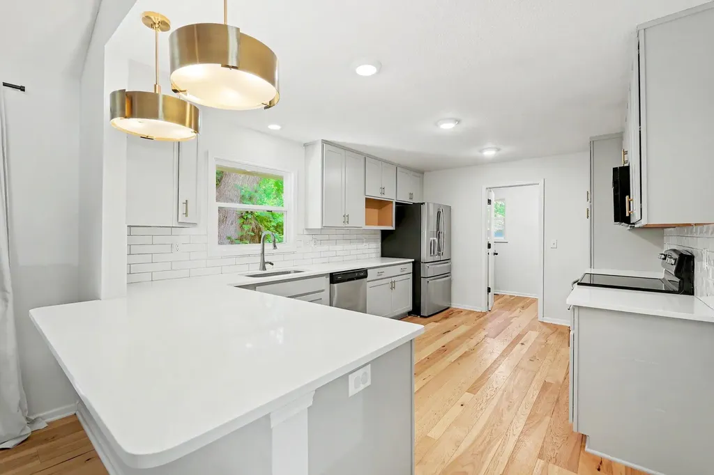 943 N Briarwood Road Derby KS 67037