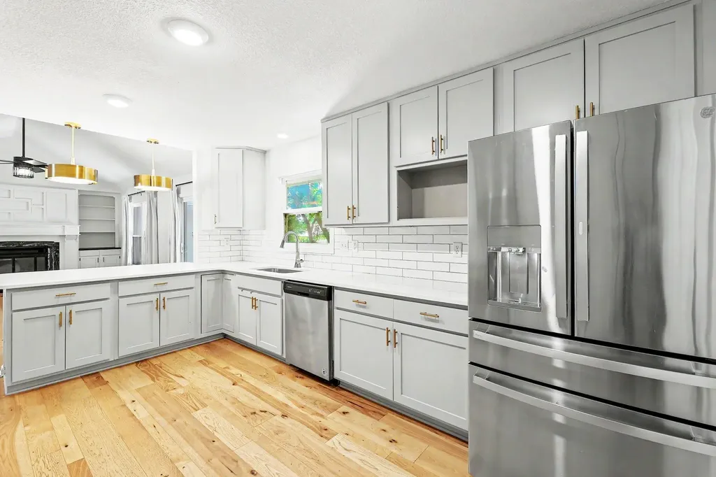 943 N Briarwood Road Derby KS 67037