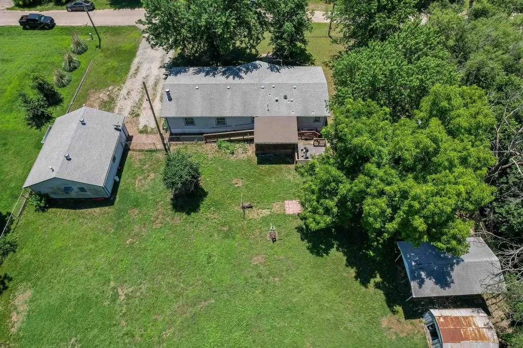 416 W 58th Street S Wichita KS 67217
