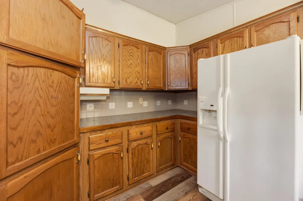 416 W 58th Street S Wichita KS 67217