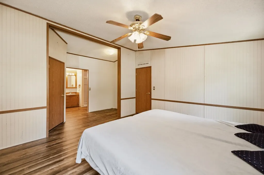 416 W 58th Street S Wichita KS 67217