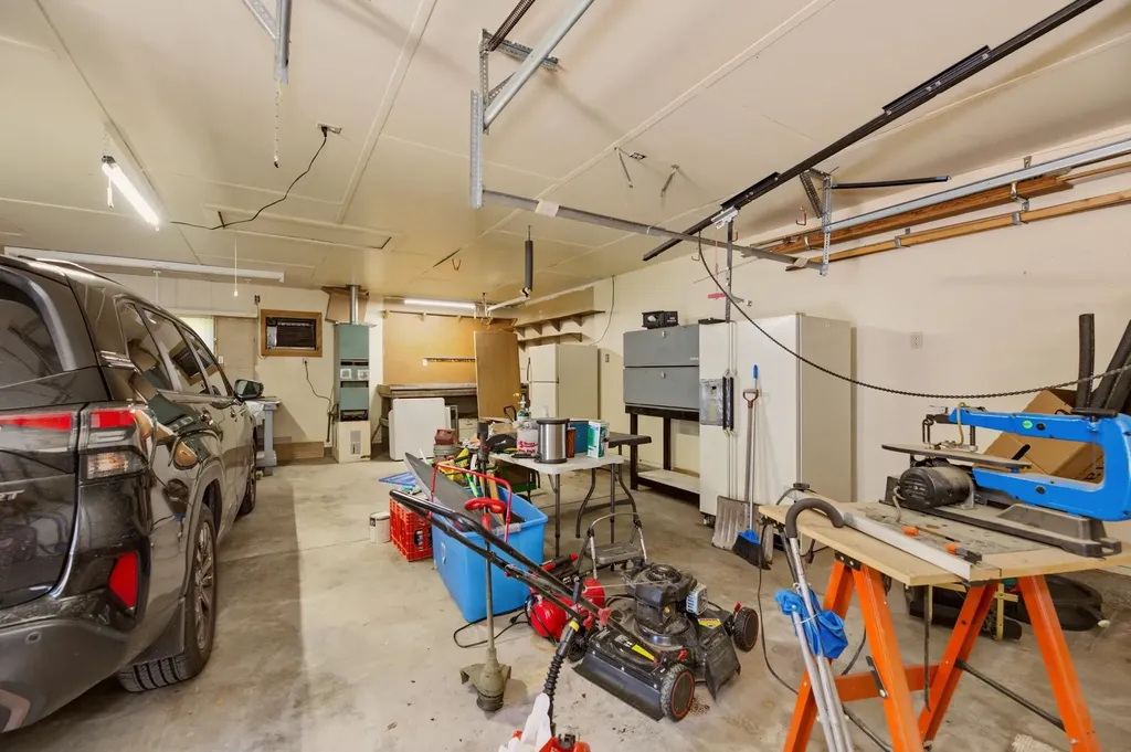 416 W 58th Street S Wichita KS 67217