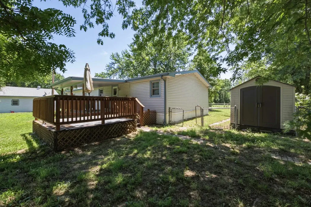 416 W 58th Street S Wichita KS 67217