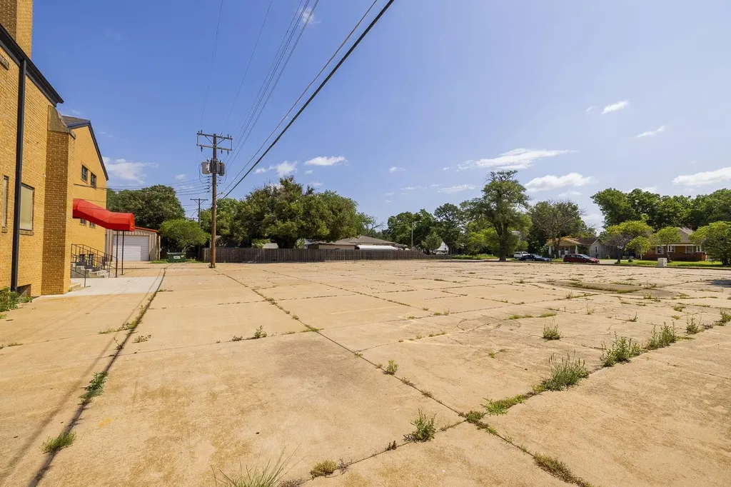 856 S Green & 843 S Estelle Street Wichita KS 67211