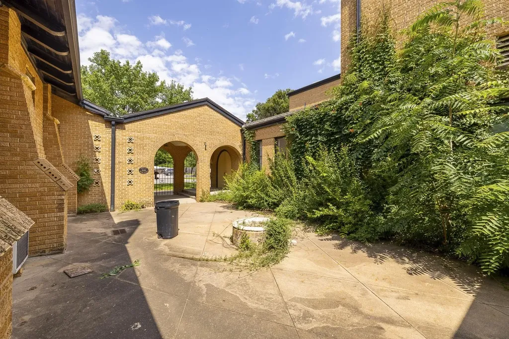 856 S Green & 843 S Estelle Street Wichita KS 67211