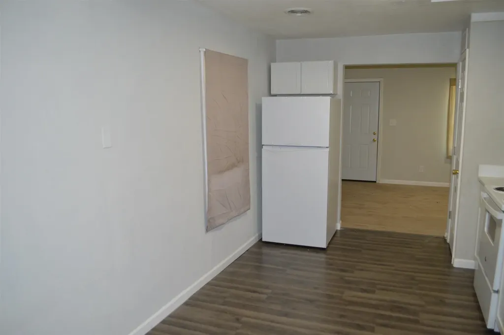 1802 S Lulu Wichita KS 67211