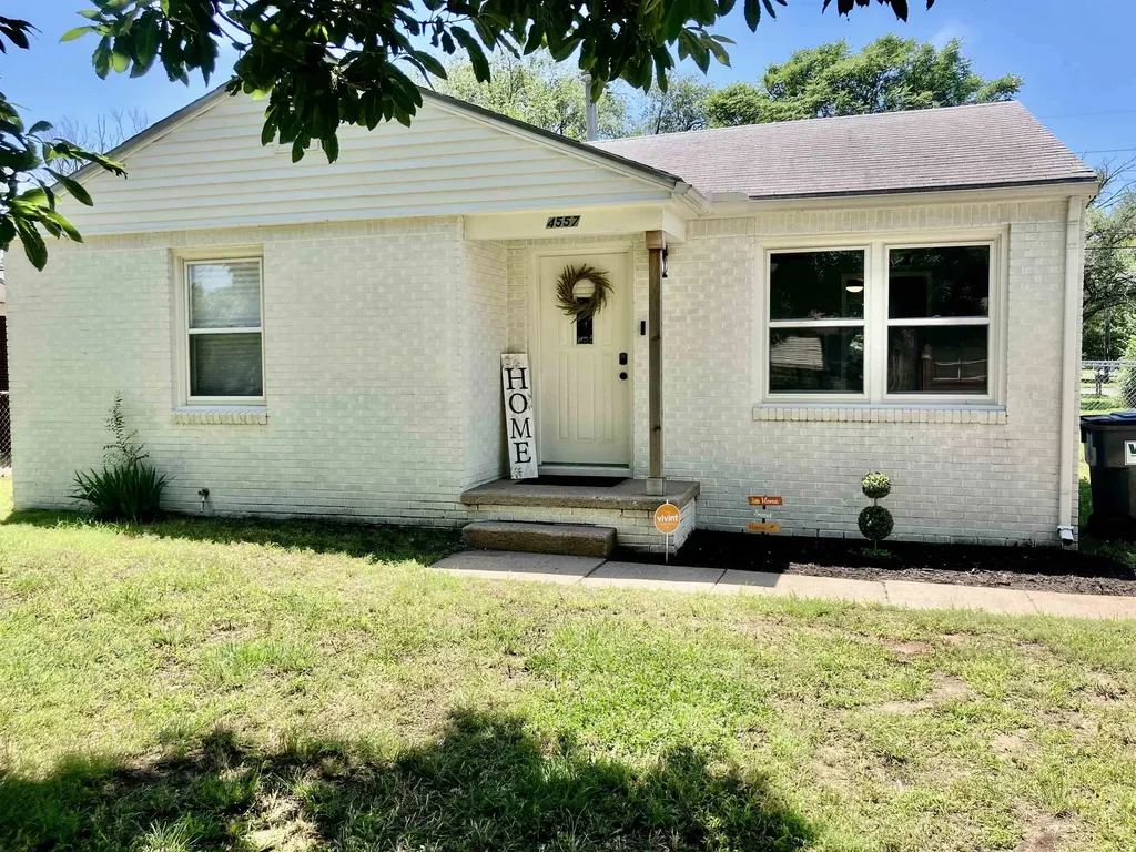 4557 S Walnut Avenue Wichita KS 67217