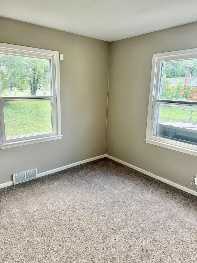 4557 S Walnut Avenue Wichita KS 67217