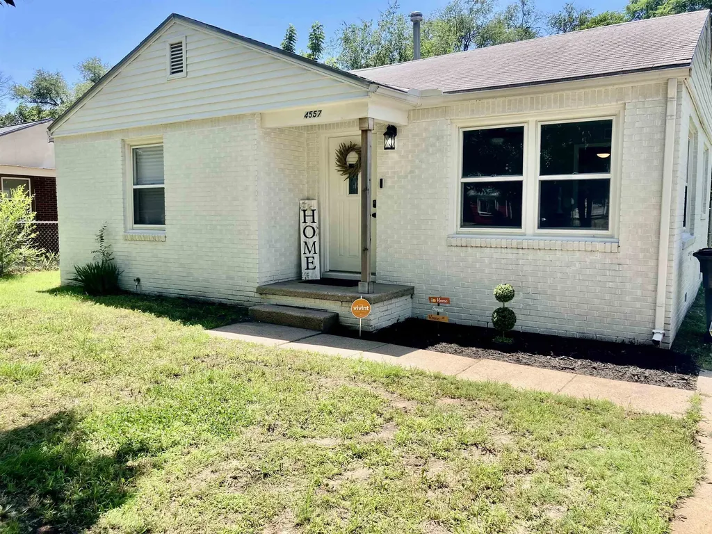 4557 S Walnut Avenue Wichita KS 67217