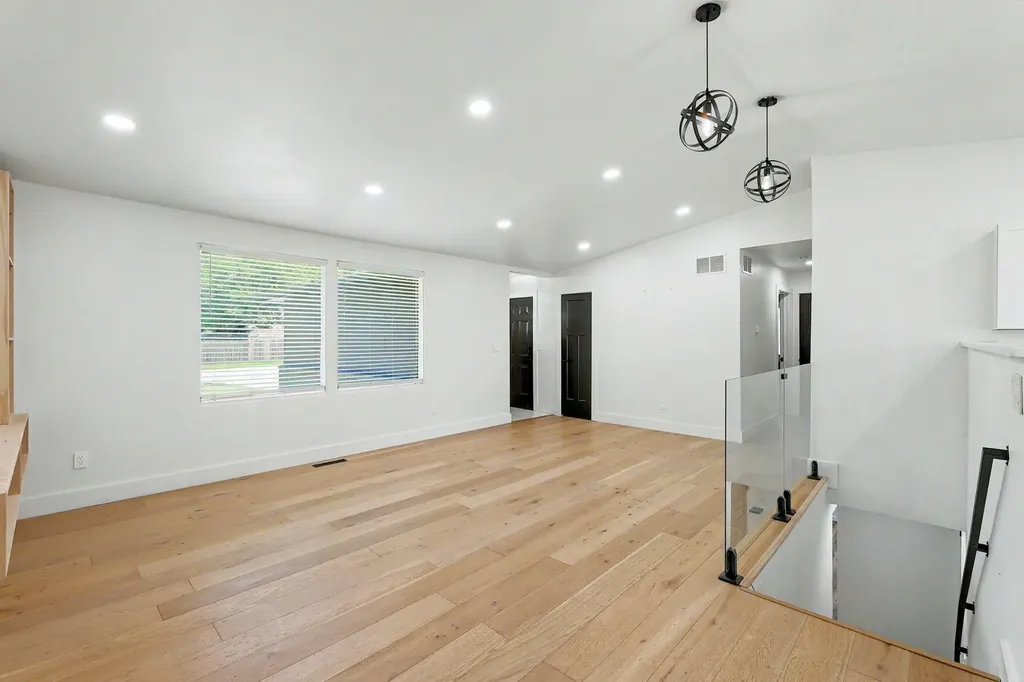 235 W Waitt Rose Hill KS 67133
