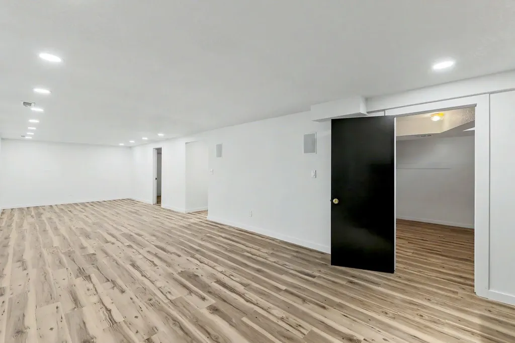 235 W Waitt Rose Hill KS 67133