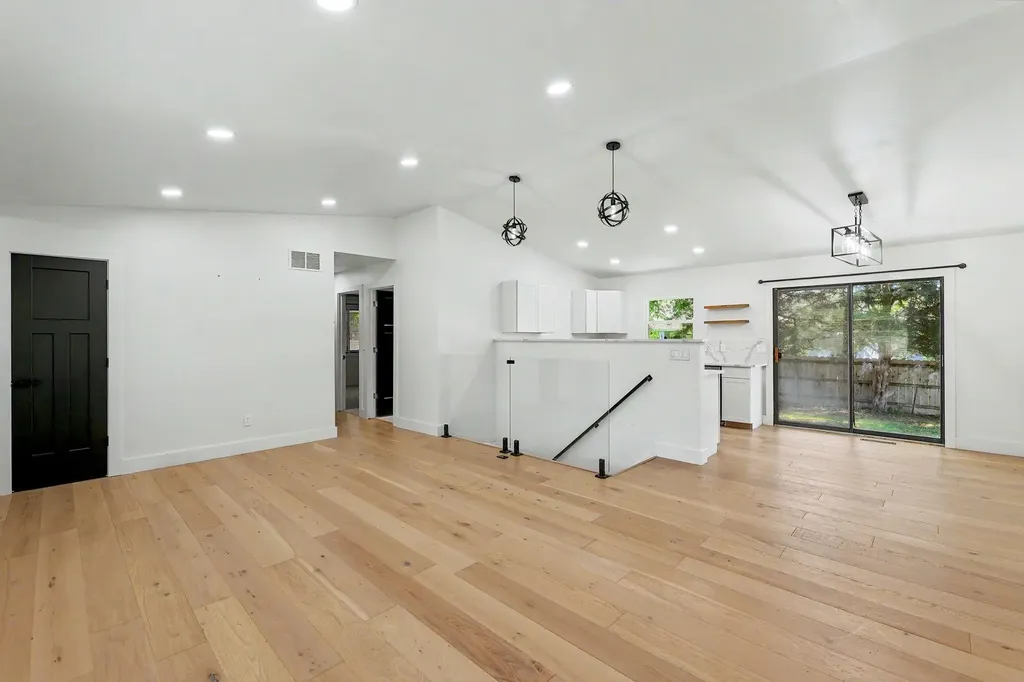 235 W Waitt Rose Hill KS 67133